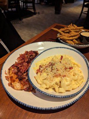 Maple bacon chicken w/mac