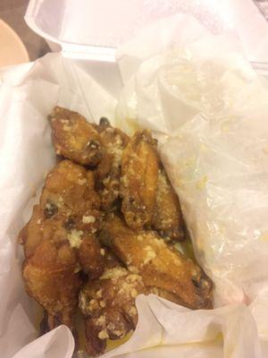 Garlic parm wings