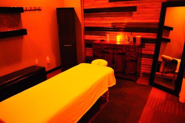 Massage Room At Back In A Flash Chiropractic & Massage