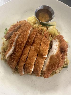 Pineapple Fried rice with Crispy Chicken