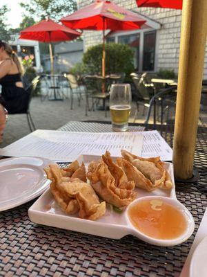 Crab rangoons