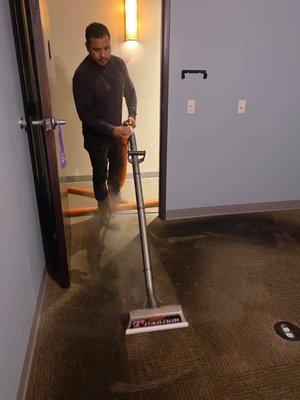 Cleaning dirty carpets