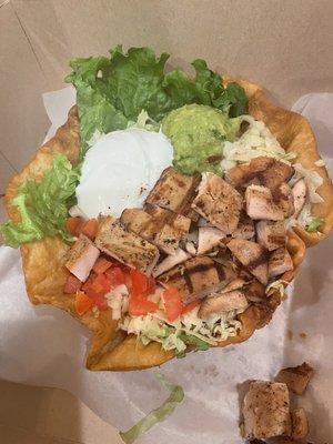 Chicken fajita taco salad