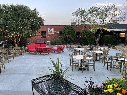 Amazing Outdoor Patio! It's so beautiful and the furniture is so comfortable.