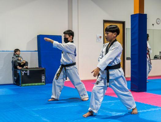 Taekwondo poomsae training,
Rancho Cucamonga Ikick Taekwondo & Martial Arts