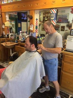 White's Barber Shoppe