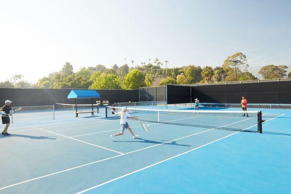 Getting a game going on one of the six hard courts or four Har-True clay courts has never been easier!