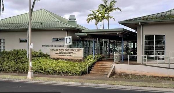 The Bus Oahu Transit Service