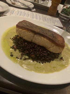 Salmon with lentils.