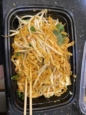 Chicken SN1. Pad Thai Dinner