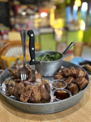 This was their style of serving the " crispy Pork and lechon fried style pork and Sinigang! again the presentation is key!!