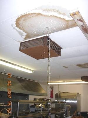 water damage restoration service,fire damage restoration service,carpet cleaning service,building restoration