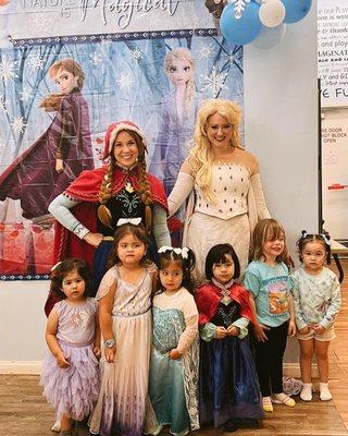 Elsa and Anna at Rockin Kids in Burbank!