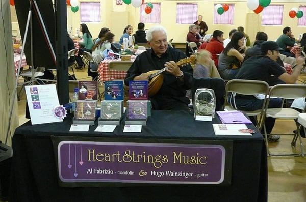 Al Fabrizio serenaded the crowd throughout the event.