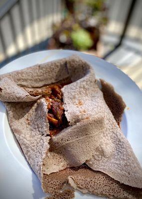 Awaze Tibs with Injera and Spicy Beef