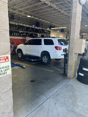 2016 Toyota Sequoia