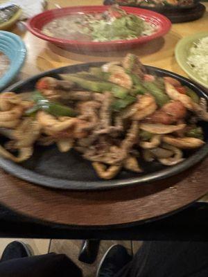 Sizzling Texas Fajita (Chicken, Steak, and Shrimp)