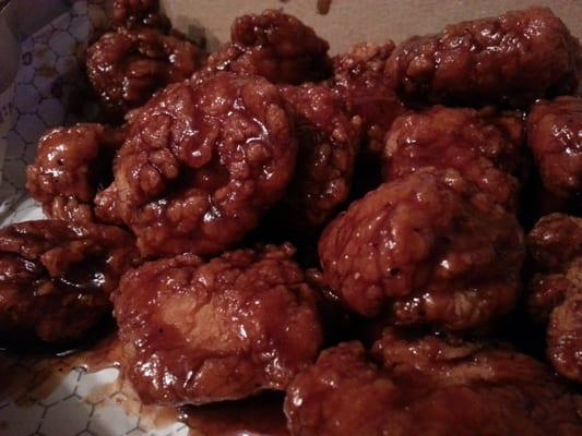 Honey BBQ Boneless Wings ^_^