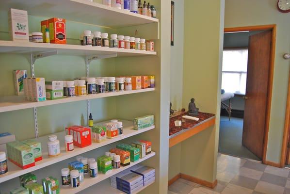 Chinese herbal patent formulas, supplements and bulk herbal formulas available onsite!