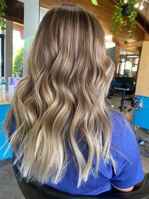 Blonde highlight & cut with Molly!