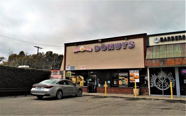 Here it is, at Manchester Blvd. and Falmouth Avenue, complete with strip mall parking.