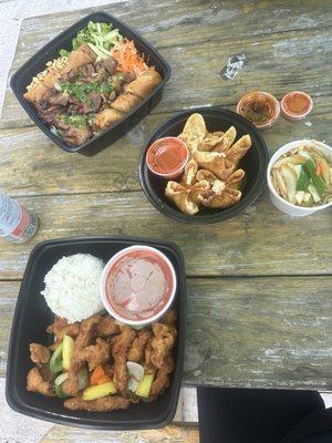 Sweet n Sour Chicken, Crab Rangoon (4 pieces),Lo mein,Vermicelli Noodle Bowl