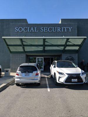 Front of the Social Security office in Burbank