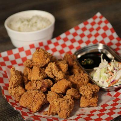 Elevate your fried chicken with our gluten-free rice flour batter and Korean-inspired sauces!