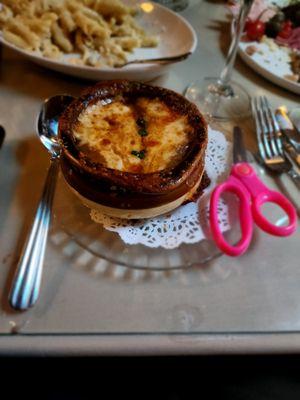 French Onion soup with SCISSORS