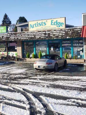 Open on a snow day Artists' Edge Poulsbo