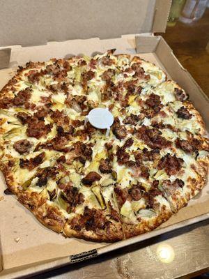 11.10.23  Create Your Own Pizza - bacon, sausage, artichokes on white sauce