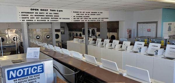 Interior of laundry (very clean)