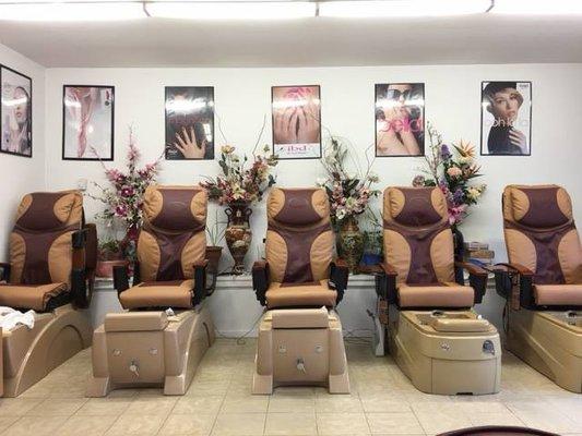 Pedicure stations