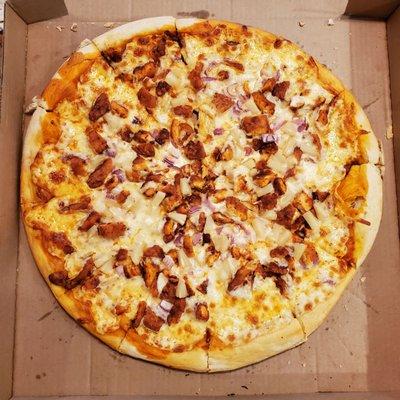 Crispy buffalo chicken (buffalo/ranch sauce, chicken, pineapple) - large