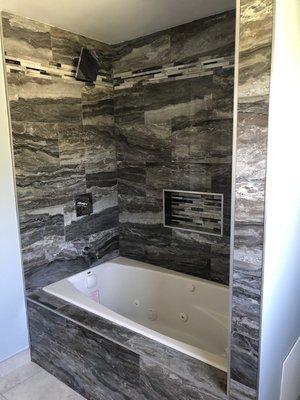 Built in jacuzzi tub and surround