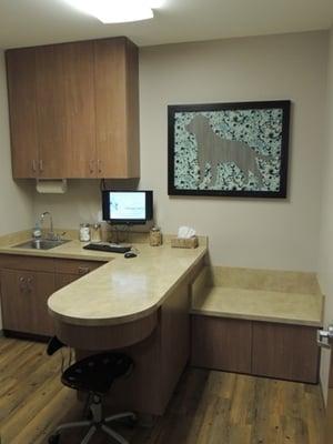 6 State of the art exam rooms.