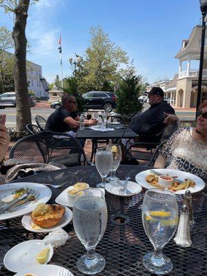 Outside dining for lunch