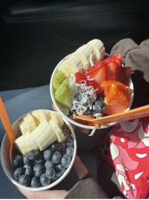 Customized acai bowls