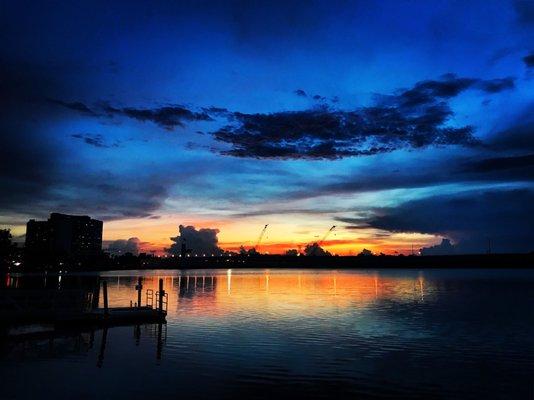 Great spot to watch the sunset over Lake Ivanhoe