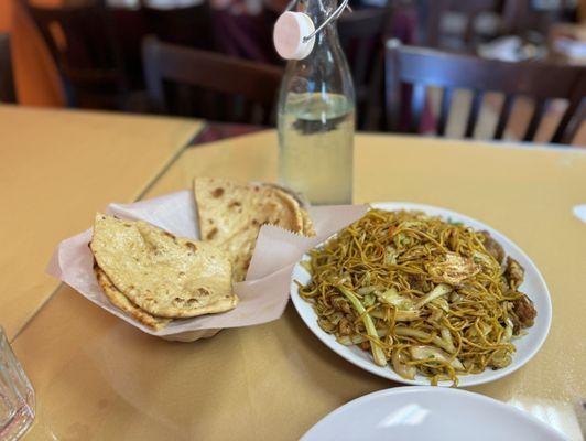 Mix. Chowmein Roti