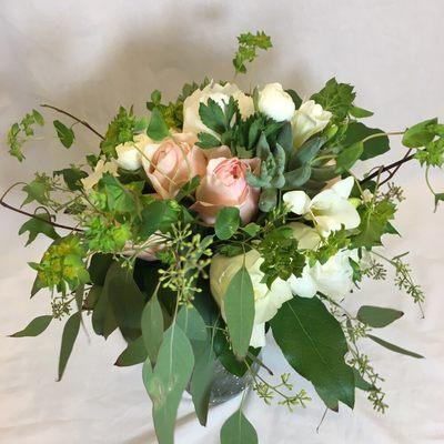 Unstructured Bridal bouquet