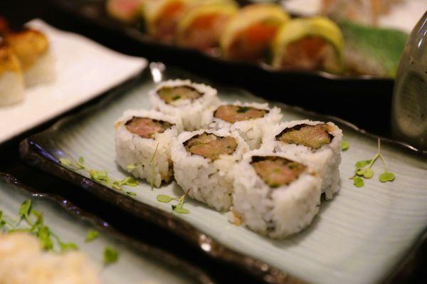 Yellowtail Cilantro Roll