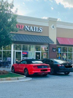 Exterior of nail salon