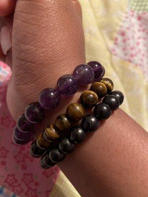 Amethyst, tigers eye, shungite