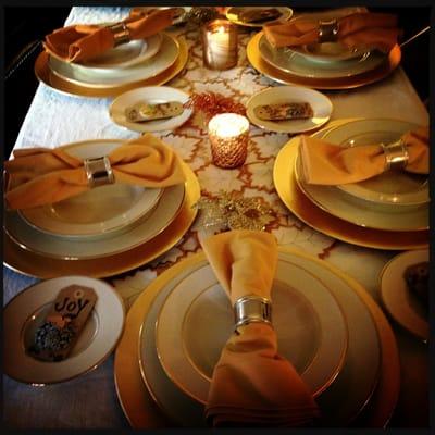 Plates and napkins to help make my beautiful turkey day table.