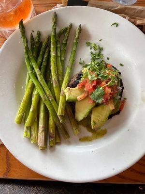 6 Oz. Classic Sirloin* with Grilled Avocado