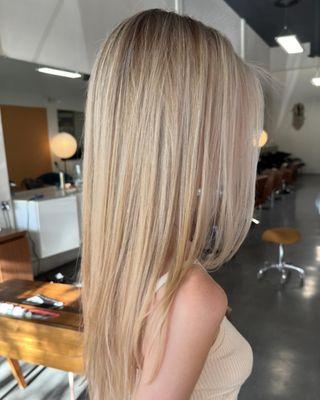 Driftwood blonde doesn't have to be dull !!!!