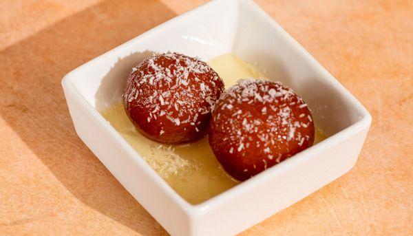 Gulab Juman(dessert)