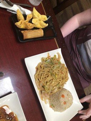 Shrimp lo mien, fried rice, and cheese wontons with egg roll