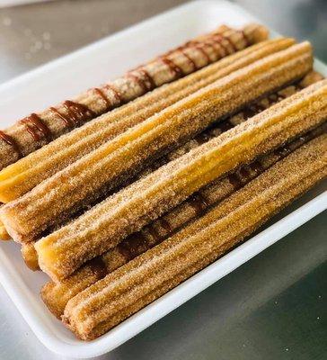 Warm churros!